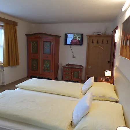 Sonnenberg ゲストハウス 3*