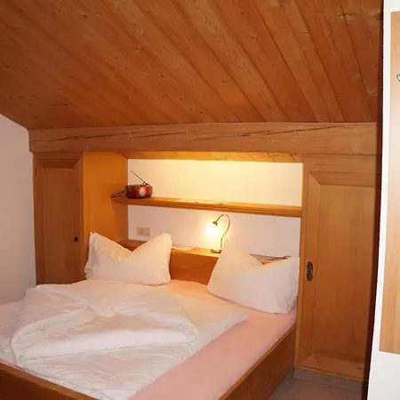 Guest house Landhaus Sonnenberg Sankt Anton am Arlberg