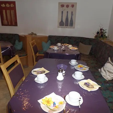 Πανσιόν Sonnenberg 3*