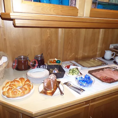 Πανσιόν Sonnenberg Σανκτ Αντόν αμ Άλμπεργκ