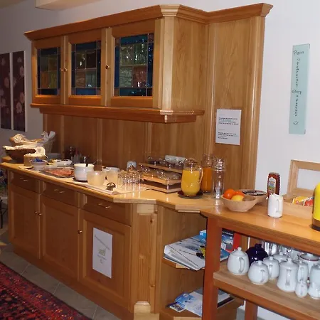 ゲストハウス Sonnenberg