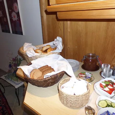 Guest house Landhaus Sonnenberg 3*