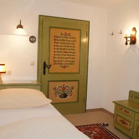 Sonnenberg Πανσιόν 3*